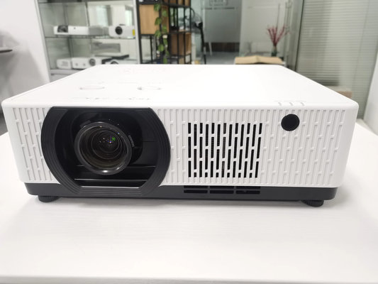 Flyin 2025 Profesjonalny projektor laserowy 3LCD 4K 7200 Ansi Lumens Ultra Hd 3840x2160 Wysoka jasność Do edukacji biznesowej Duże miejsca Sal bankietowych Sceny