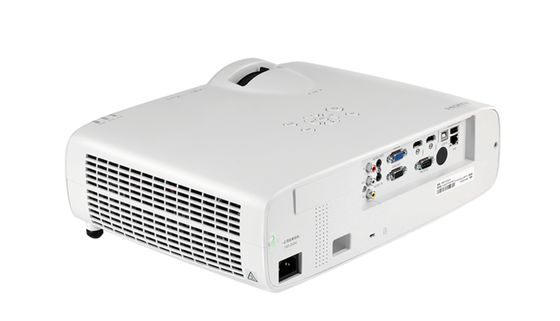 Projektor laserowy Flyin 5500 ANSI lumenów natywny 4K 3LCD laserowy krótki rzut HDBaseT do mapowania 3D w edukacji
