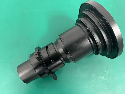 0.48 Projektor z obiektywem krótkiego zrzucenia Projektor z dużym zasięgiem